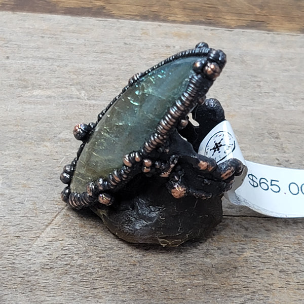 Copper Ring Labradorite size 7.5