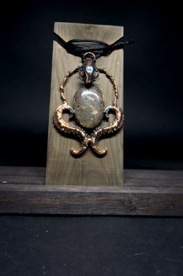 Shadow Walker's Obsidian Talisman